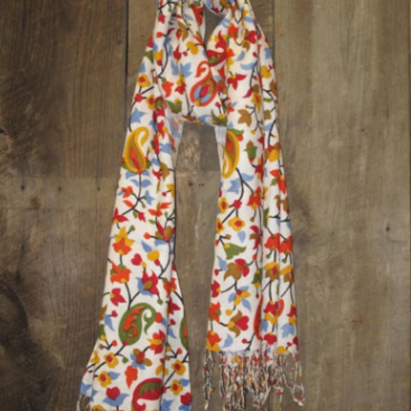 Accessories - WINTER BLOW OUT! Floral Stole